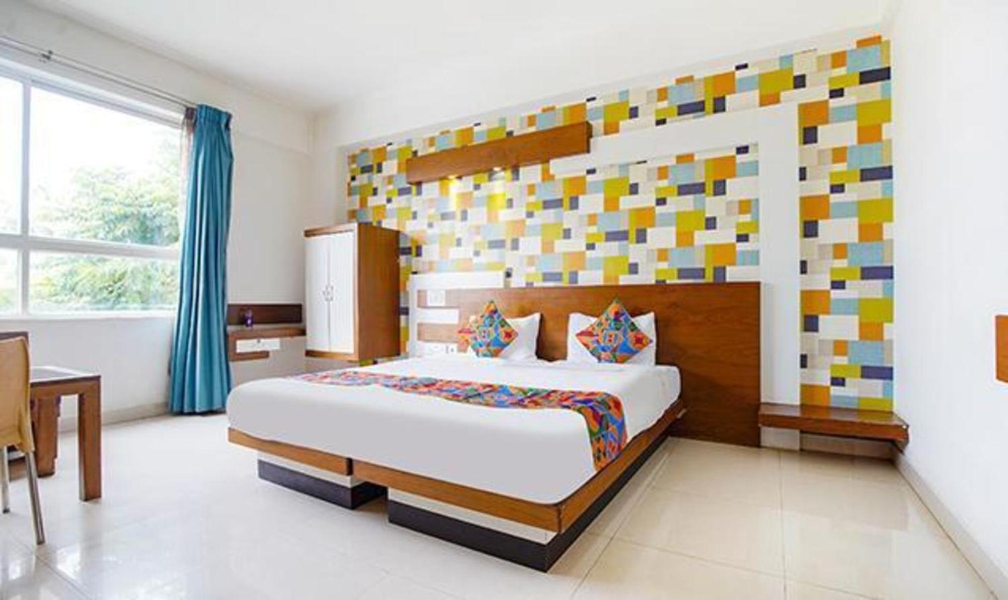 Fabhotel Emirates Suites - Sarjapur Road Bangalore Exterior photo